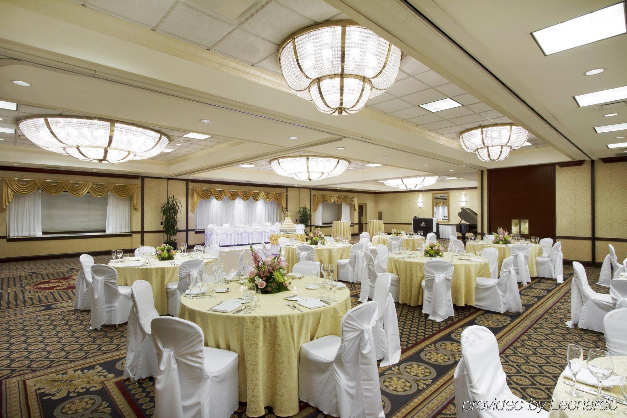 Hotel Doubletree By Hilton Naperville